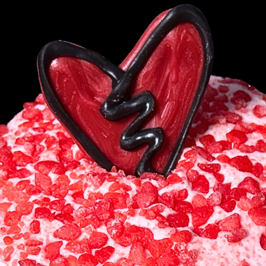 Jumbo cupcake video, red velvet, left on read, bakery in abilene texas, cupcake delivery.